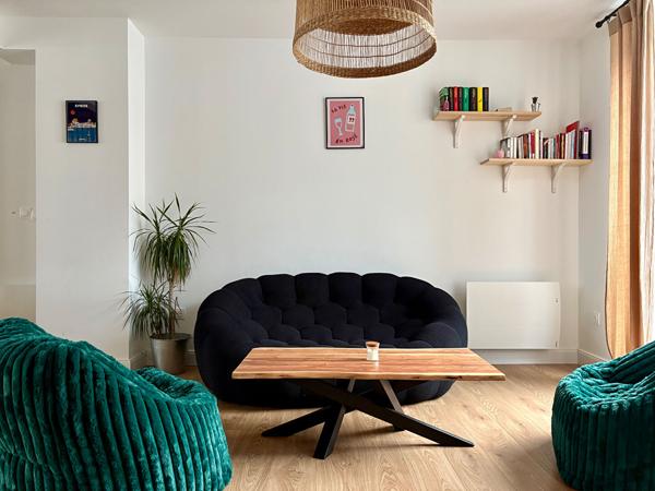 Lille, quartier Sébastopol/Saint Michel, Très bel appartement de type 3, avec terrasse Lille Lille, quartier Sébastopol/Saint Michel, Très bel appartement de type 3, avec terrasse Lille
