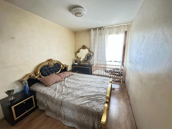 Appartement T4  Marseille 13e  80 m²  Ascenseur Parking Cave