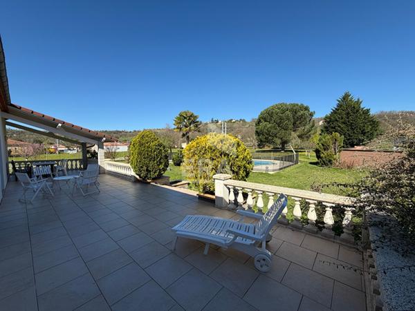 Maison Lescure d'Albigeois 8 pièces 210 m2