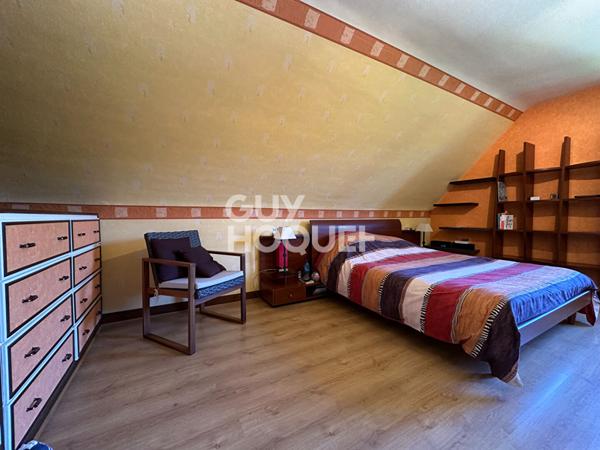 AUX PORTES DE LISIEUX - MAISON 6 PIÈCES - 130 M²