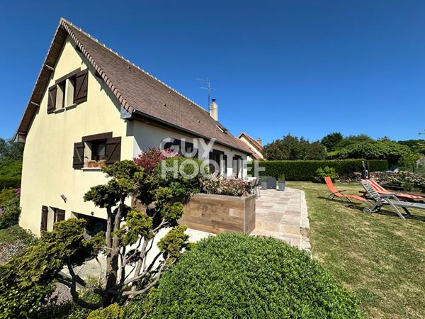 AUX PORTES DE LISIEUX - MAISON 6 PIÈCES - 130 M²