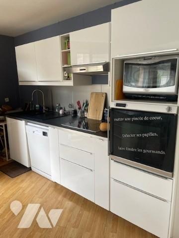 "QUAI DE WAULT"

Emplacement exceptionnel.

Bel appartement type3, avec cave et garage