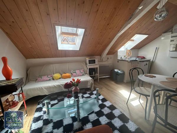 Appartement à louer 2 pièces 19m² Laval (53000)