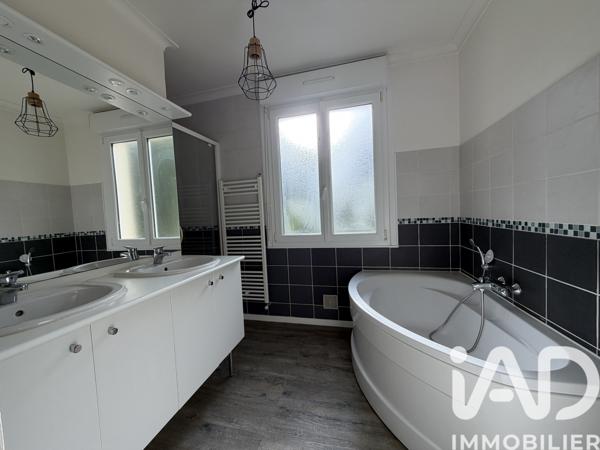 Maison à vendre 5 pièces 120 m² Basse-Goulaine