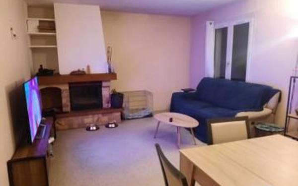 Maison à louer    3 pièces •  Saint-Cyr-sur-Morin