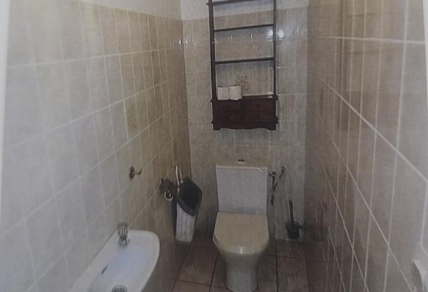 Villa T4+ piscine 6858m2 Montsinnery-La Carapa 18000€