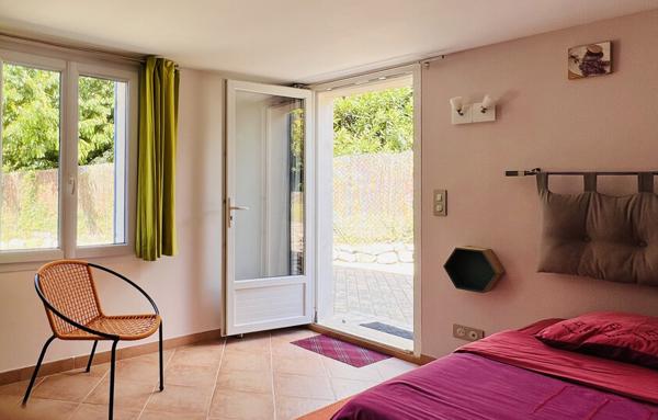 DEMEURE AU COEUR D'UN VILLAGE PROVENÇAL