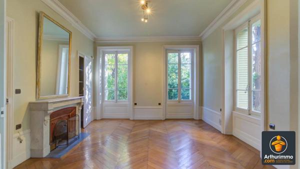 Location Maison 9 pièces 181 m2 à Tassin-la-Demi-Lune