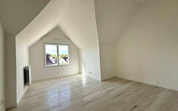 Maison à vendre    5 pièces • 115 m2 Marolles-en-Brie