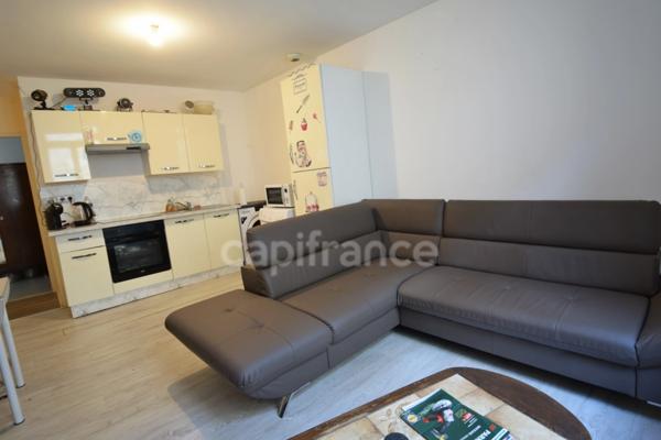 Immeuble de 82m2, 2 appartements en location à TONNEINS (47)