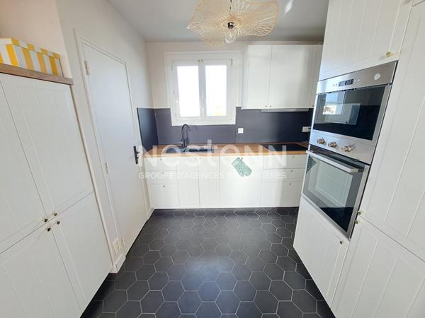 Concarneau - Superbe T4 entièrement rénové au centre ville proche corniche