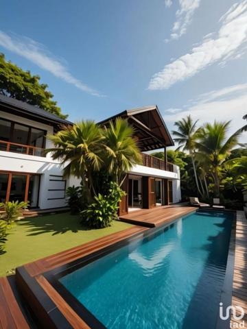 Maison 8 pièces de 298 m² à Les Avirons (97425)