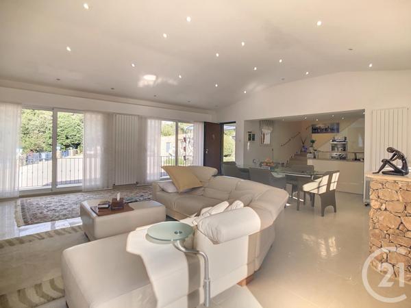 Maison à vendre  6 pièces - 201,97 m2 ANTIBES - 06