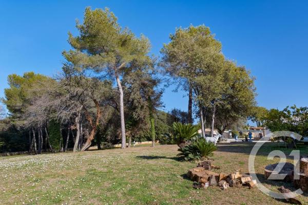 Maison à vendre  6 pièces - 201,97 m2 ANTIBES - 06
