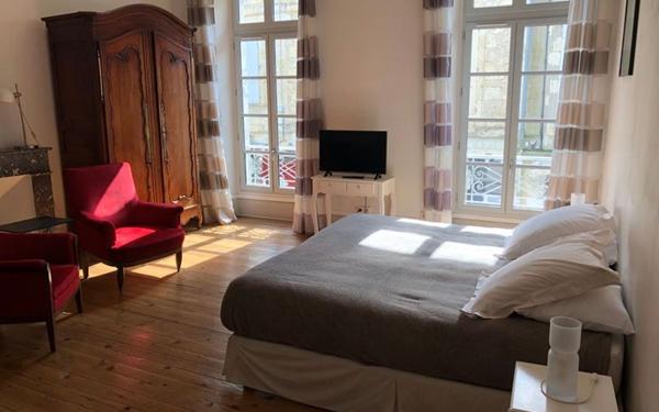 Immeuble à vendre    8 pièces •  Lectoure