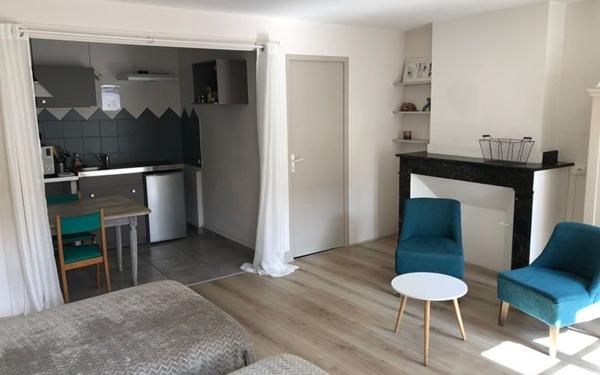 Immeuble à vendre    8 pièces •  Lectoure