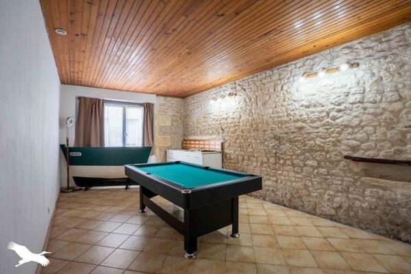 Maison à vendre 159 000 € Mirambeau 8 p 160 m² DPE C