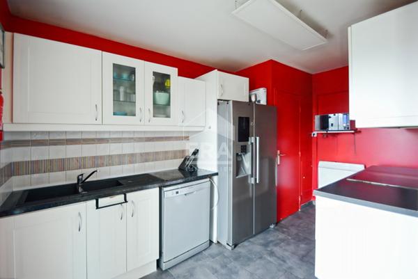 Appartement Issy Les Moulineaux 3 pièce(s) 72 m² Dernier étage Terrasse !