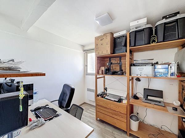 Maison Saint Maximin La Sainte Baume 6 pièces 141 m2 au calme