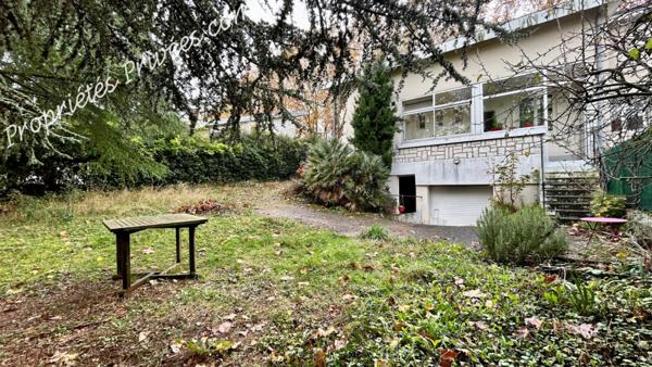 Maison  11 pièce(s) 125483 m2