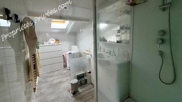 Maison  11 pièce(s) 125483 m2