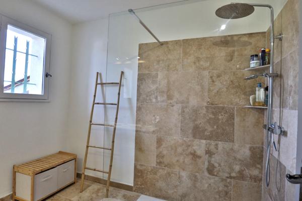 Maubec (84660) MAISON 4 PIECES