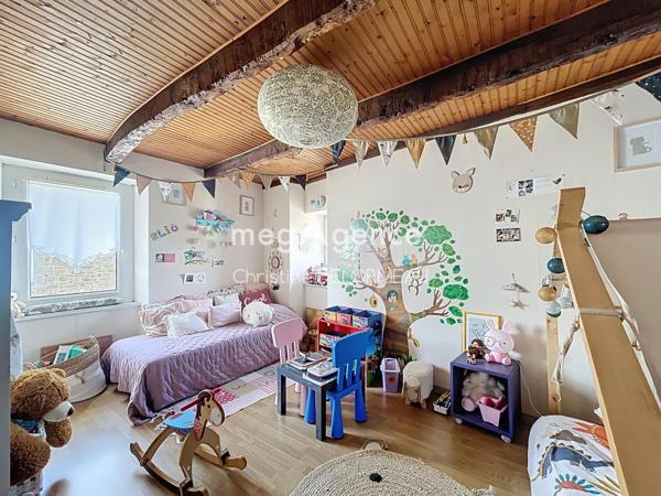 Maison à Châteauneuf-d'Ille-et-Vilaine, 35430 - 7 pièces 165m²