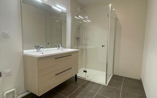 Appartement à louer    3 pièces • 80,29 m2 Ars-sur-Moselle