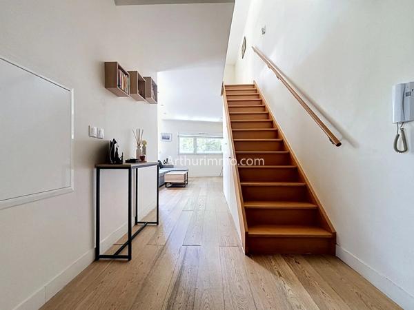 Vente                                                      Appartement
                        
                     4 pièces                      98 m2                     à Limeil-Brévannes