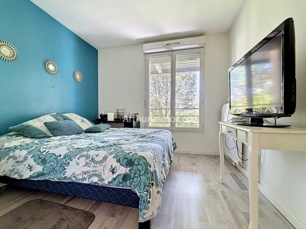 Vente                                                      Appartement
                        
                     4 pièces                      98 m2                     à Limeil-Brévannes