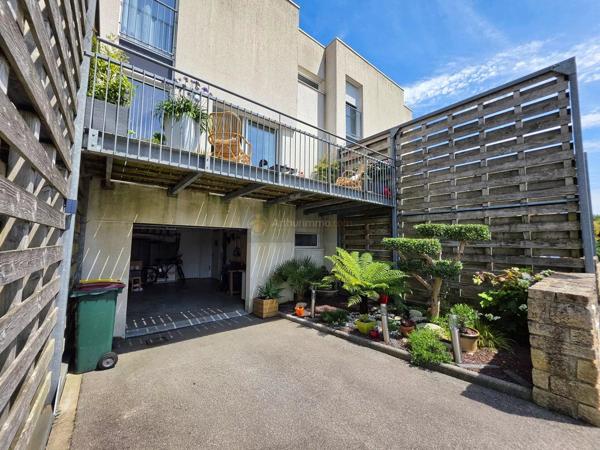 Vente                                                      Maison
                        
                     4 pièces                      92 m2                     à Brest