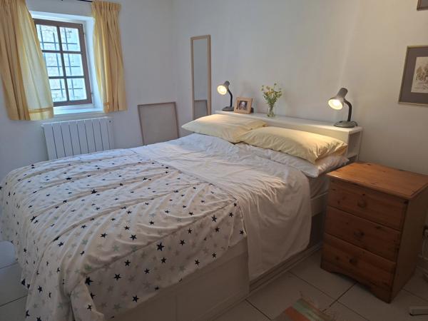 Propriété en pierre en excellent état avec piscine chauffée