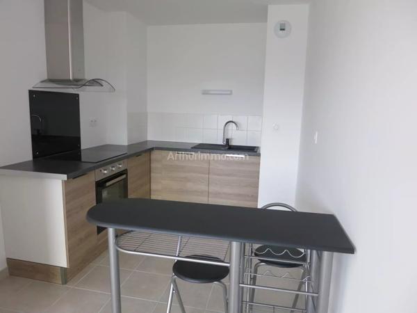 Location                                                      Appartement
                        
                     2 pièces                      44 m2                     à Montgermont