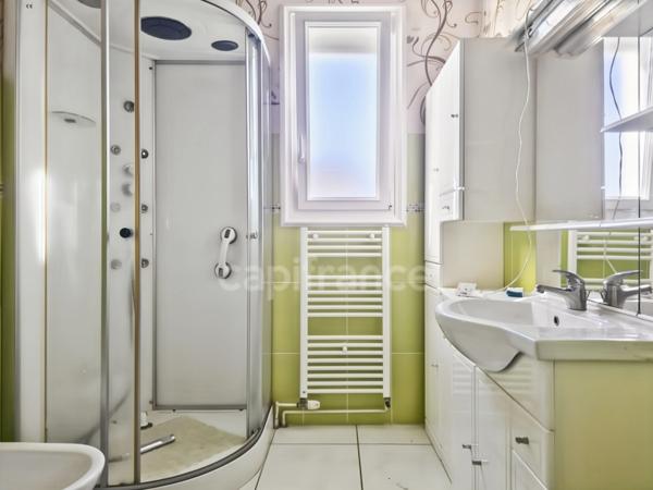 Pavillon sur sous-sol à Ruaudin - À deux pas du centre-bourg