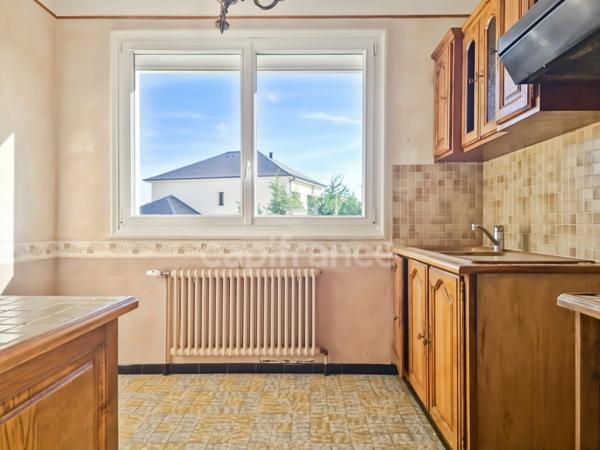 Pavillon sur sous-sol à Ruaudin - À deux pas du centre-bourg