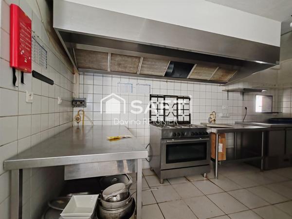 Murs commerciaux (restaurant) à vendre, idéal pour une activité de restauration rapide (pizzeria, snacking...)