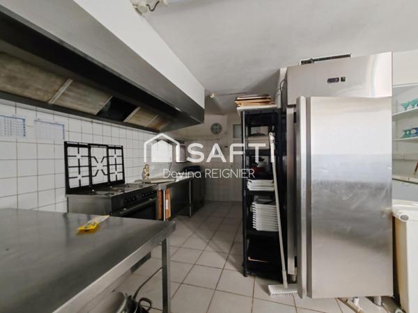 Murs commerciaux (restaurant) à vendre, idéal pour une activité de restauration rapide (pizzeria, snacking...)