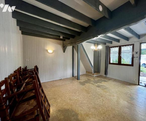 Maison de style normand, couverte en ardoises