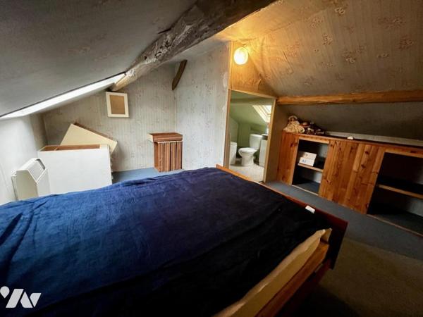 Maison de style normand, couverte en ardoises