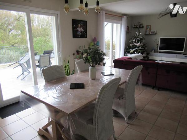 Maison de 8 pièces de 231 m² sur 2 173 m²