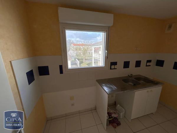 Appartement à louer 3 pièces 63.65m² Étaules (17750)