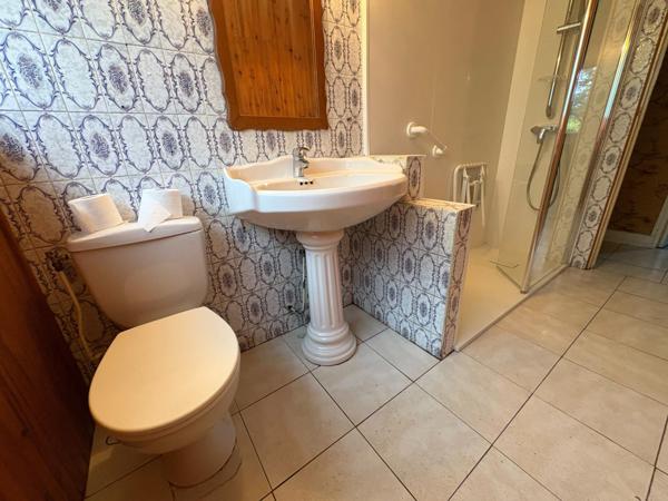 Pavillon américain de plain pied sur 1070m²