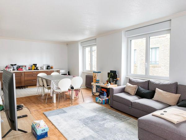 🏢 Immeuble mixte avec vue exceptionnelle - Centre-ville de Châteauneuf du Faou