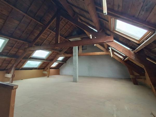 🏢 Immeuble mixte avec vue exceptionnelle - Centre-ville de Châteauneuf du Faou