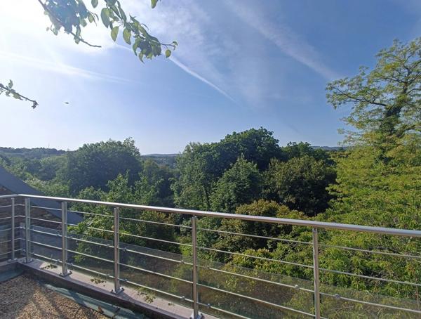🏢 Immeuble mixte avec vue exceptionnelle - Centre-ville de Châteauneuf du Faou