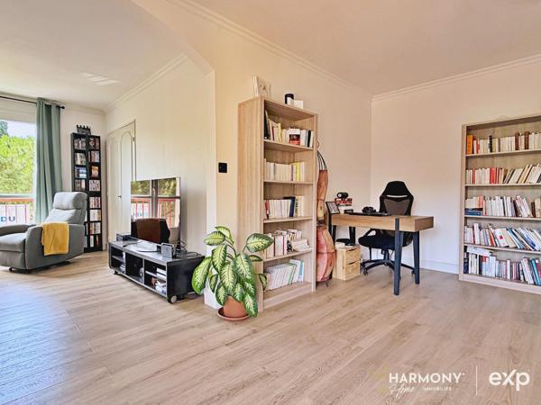 Quartier Saint-Jérôme : T4 de 84 m² avec balcon, parking et ascenseur