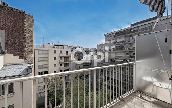 Appartement à vendre    1 pièce • 32,16 m2 Paris 15
