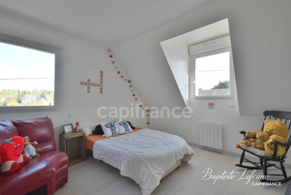 Maison familiale 6 pièces - 115 m² à BAUGÉ EN ANJOUR