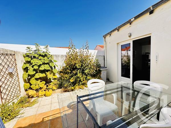 Maison à vendre  3 pièces - 47,34 m 2   LA ROCHELLE  - 17