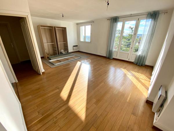 APPARTEMENT CONFLANS STE HONORINE - 4 PIÈCES - 67.5m² €179 000 ** - Référence 7438